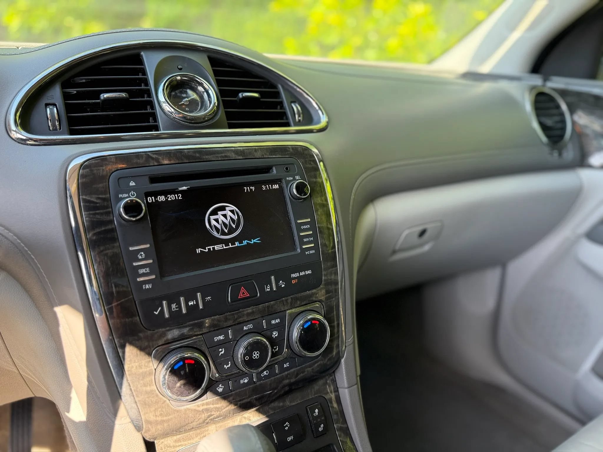 Used 2014 Buick Enclave Leather FWD image 37