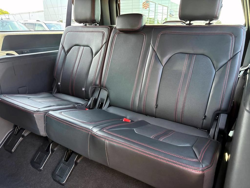 Used 2024 Ford Expedition Max Limited AWD/4WD image 16