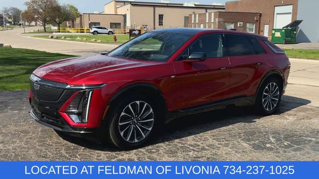 Used 2024 Cadillac Lyriq Sport w/ LPO, Floor Liner Package AWD/4WD image 4