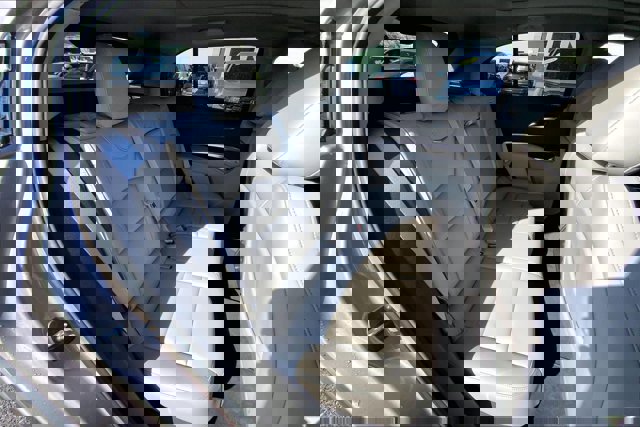 Used 2023 Cadillac XT4 Luxury w/ Cold Weather Package image 27