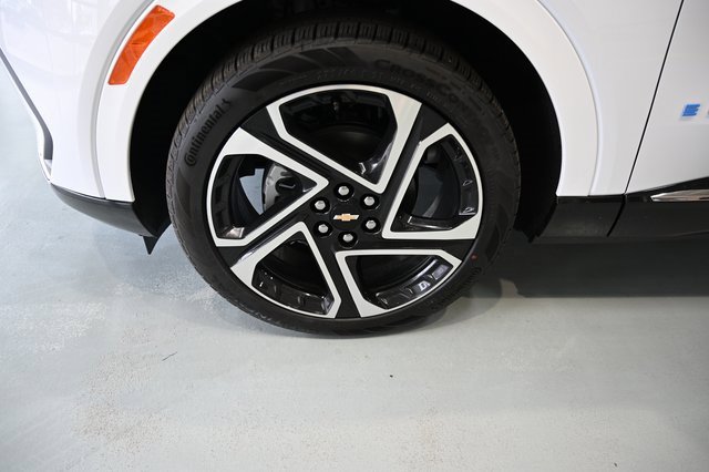 New 2026 Chevrolet Equinox EV LT w/ Convenience Package II image 26