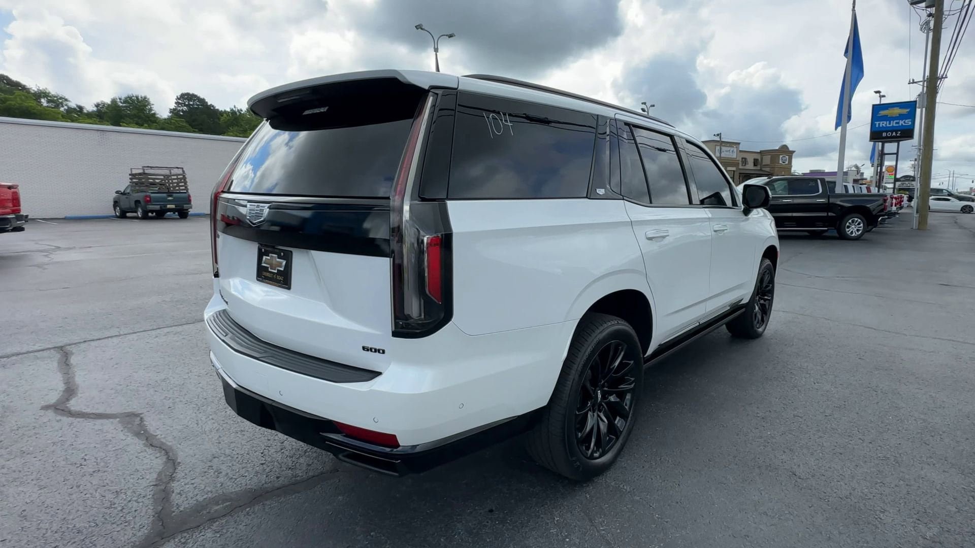 Used 2023 Cadillac Escalade Sport w/ LPO, ONYX Package AWD/4WD image 8