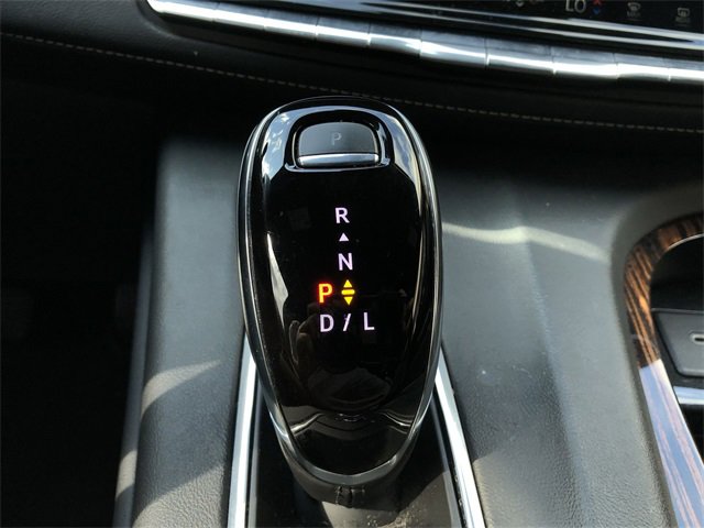 Certified 2021 Cadillac Escalade Premium Luxury image 27