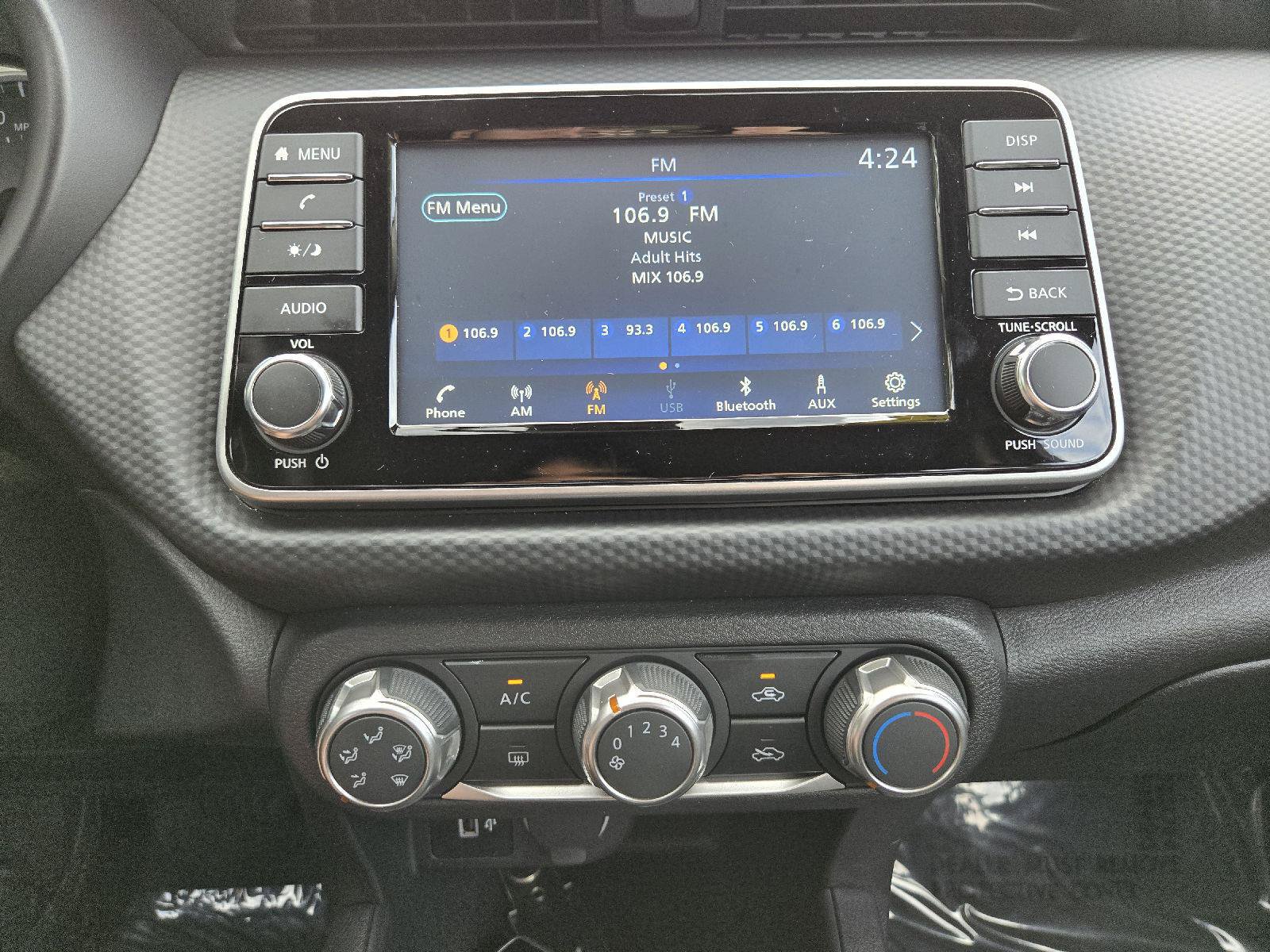 Used 2024 Nissan Kicks S FWD image 17