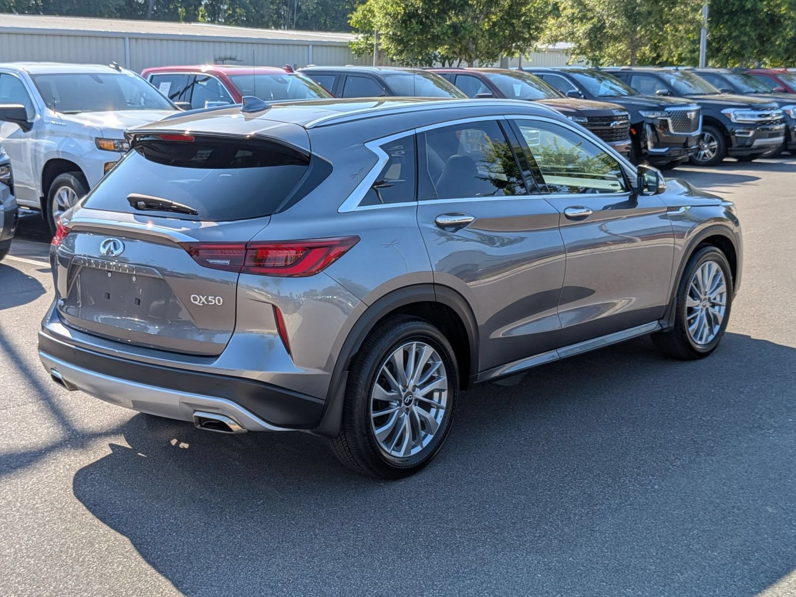 Used 2025 INFINITI QX50 Luxe AWD/4WD image 3