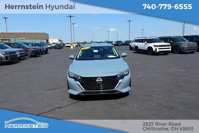 Used 2024 Nissan Sentra SV w/ All-Weather Package FWD image 2