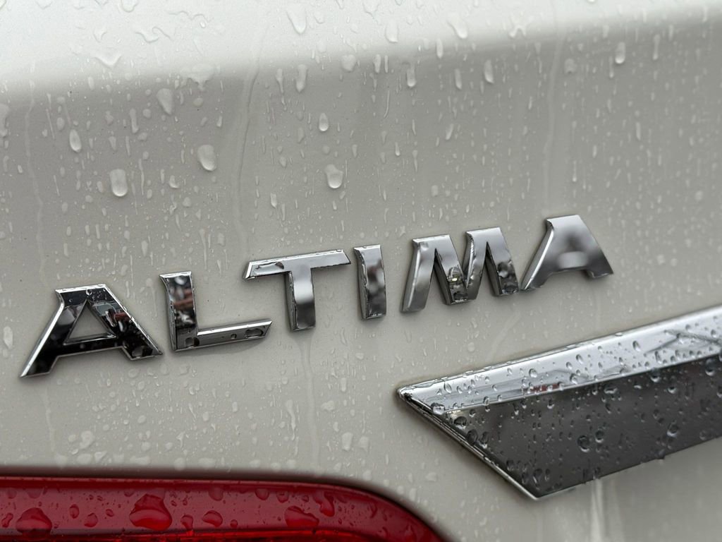 Used 2017 Nissan Altima 2.5 SV image 11