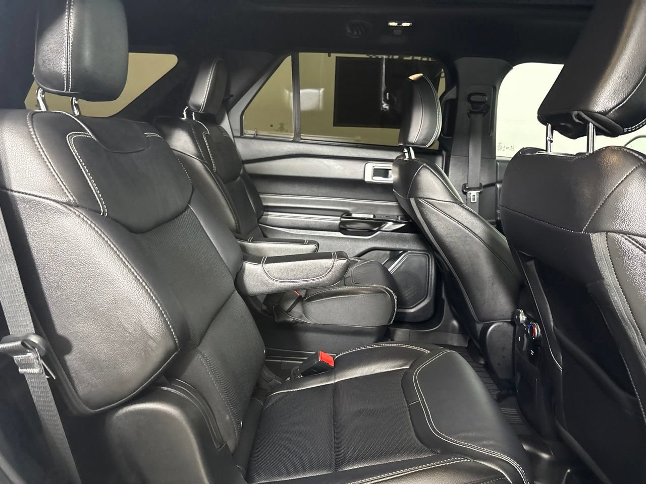 Used 2022 Ford Explorer ST w/ Equipment Group 401A AWD/4WD image 30