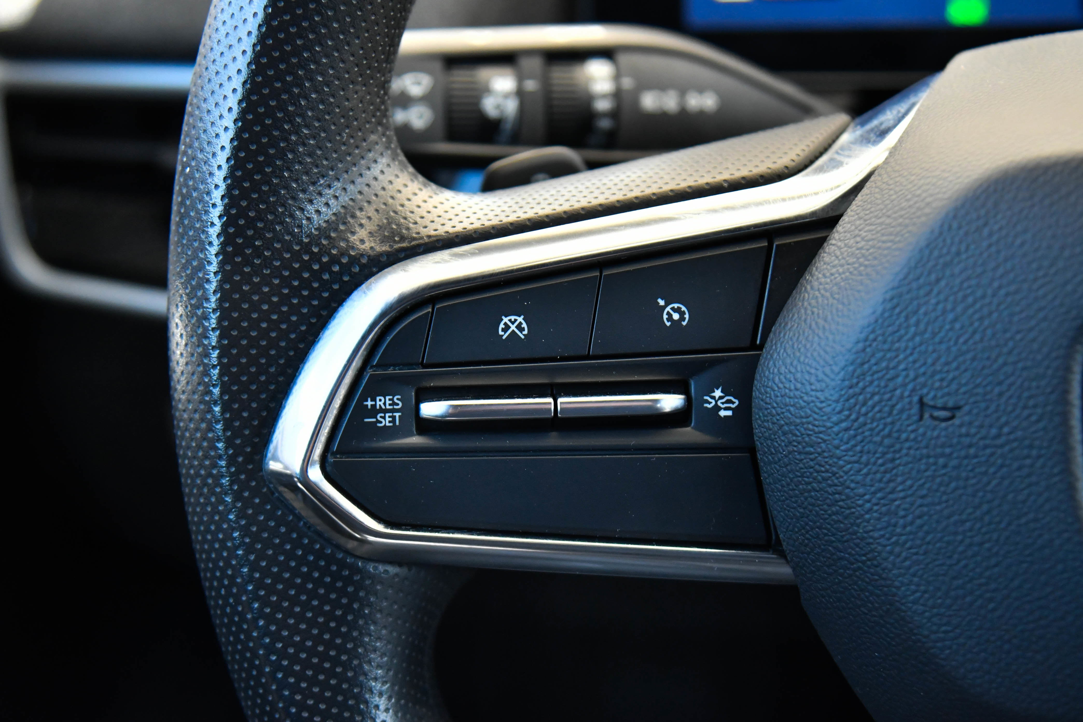 Used 2024 Honda Prologue EX image 34