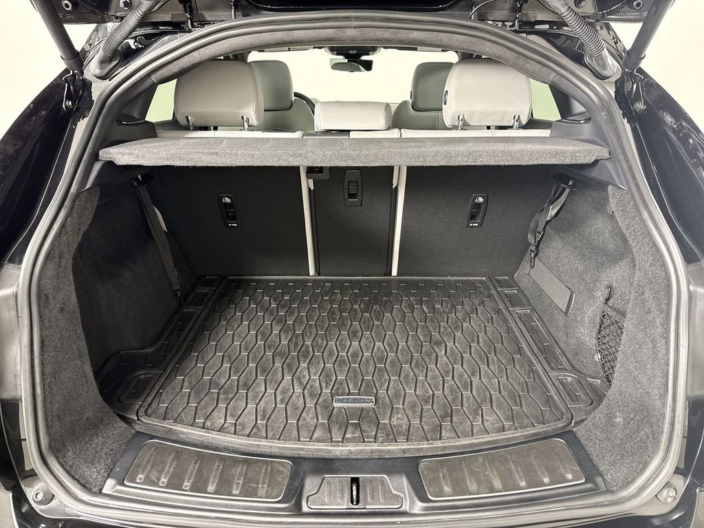 Used 2022 Jaguar E-PACE 300 Sport image 20