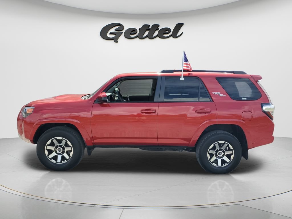 Used 2022 Toyota 4Runner TRD Off-Road AWD/4WD image 8