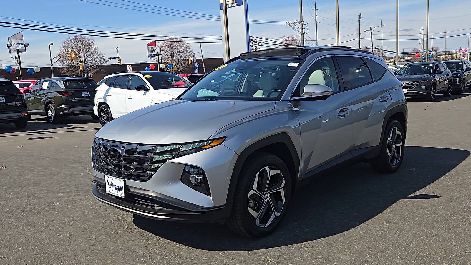 Certified 2023 Hyundai Tucson Limited w/ Cargo Package AWD/4WD image 4