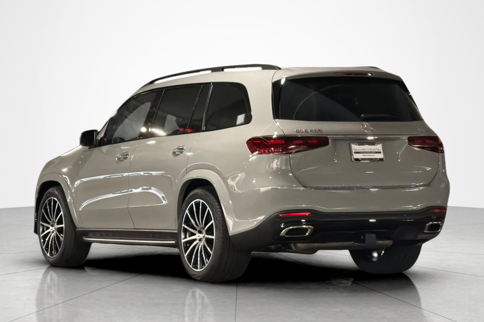 New 2026 Mercedes-Benz GLS 450 4MATIC image 3