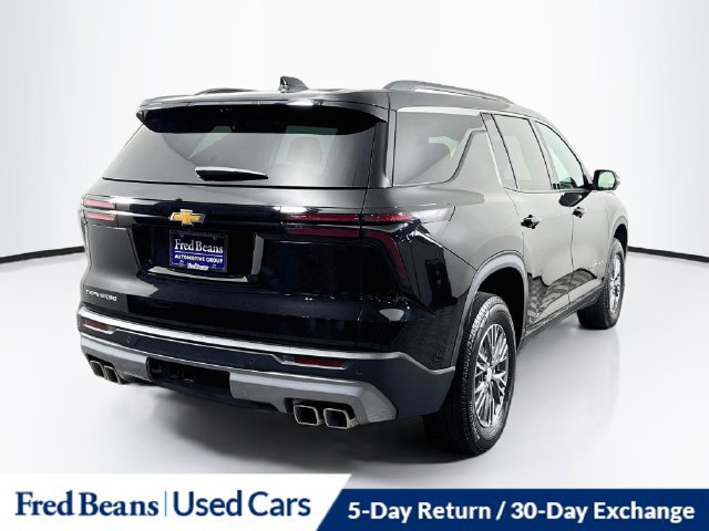 Used 2026 Chevrolet Traverse LT w/ Driver Confidence Package FWD image 11