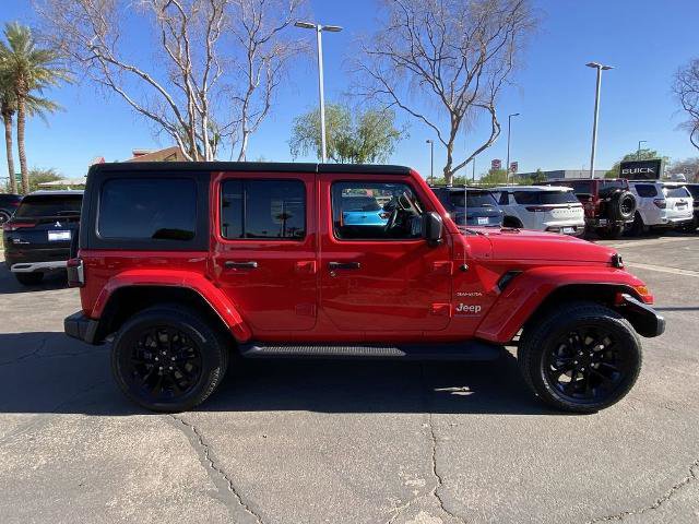Used 2023 Jeep Wrangler Unlimited Sahara AWD/4WD image 2