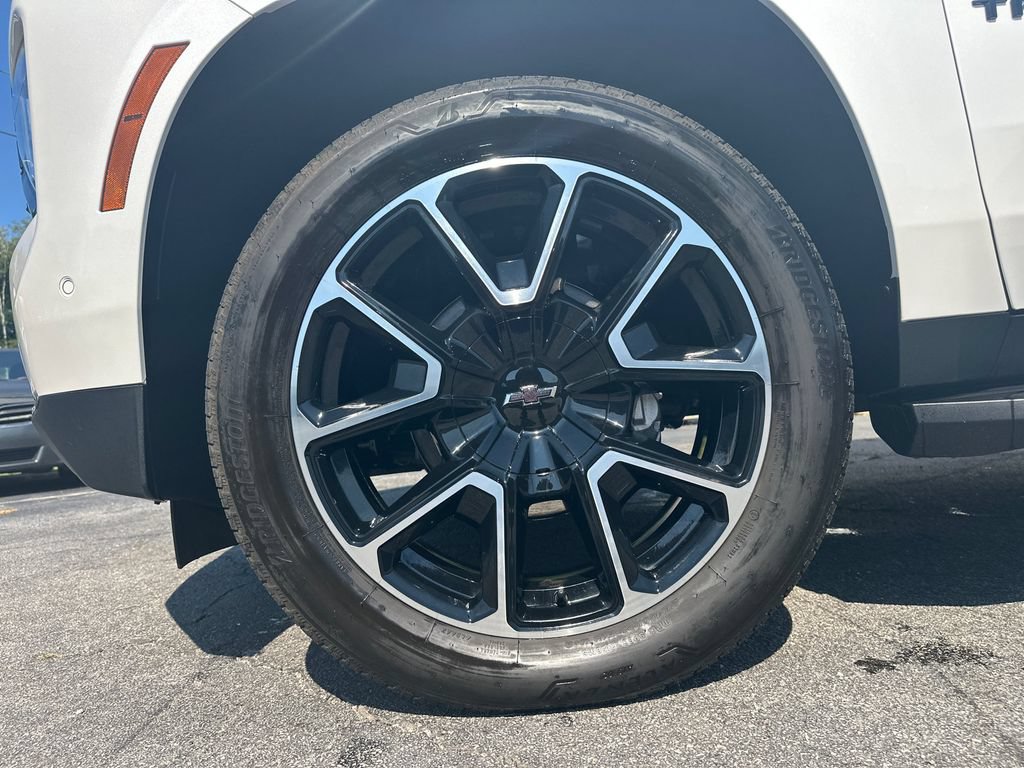 Used 2025 Chevrolet Tahoe RST w/ Comfort Package RWD image 12