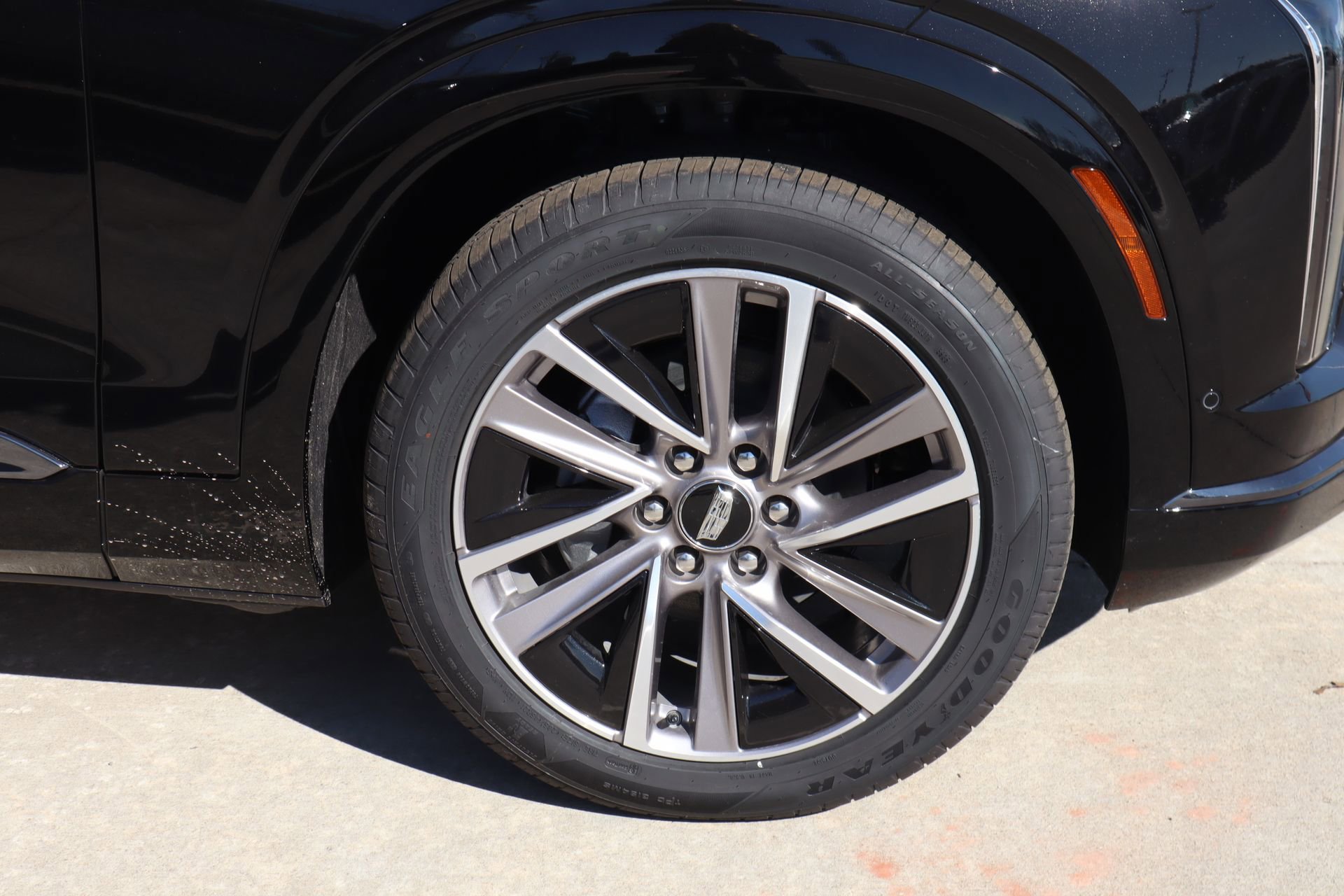 New 2026 Cadillac Vistiq Sport image 20