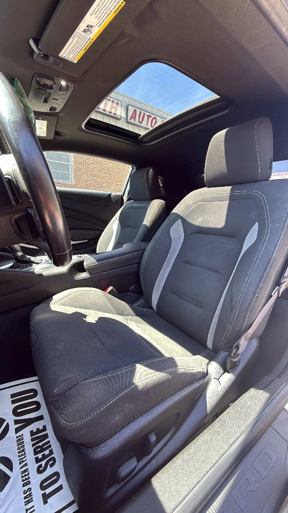 Used 2017 Chevrolet Camaro LT RWD image 21
