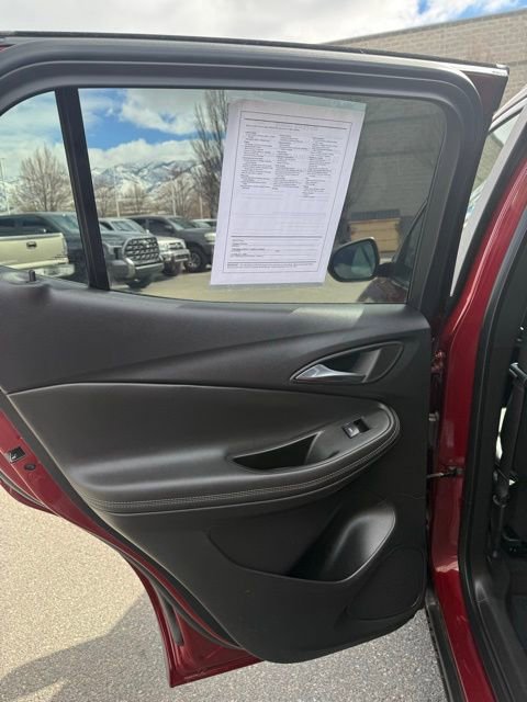 Used 2023 Buick Encore GX Select w/ Safety Package II AWD/4WD image 34