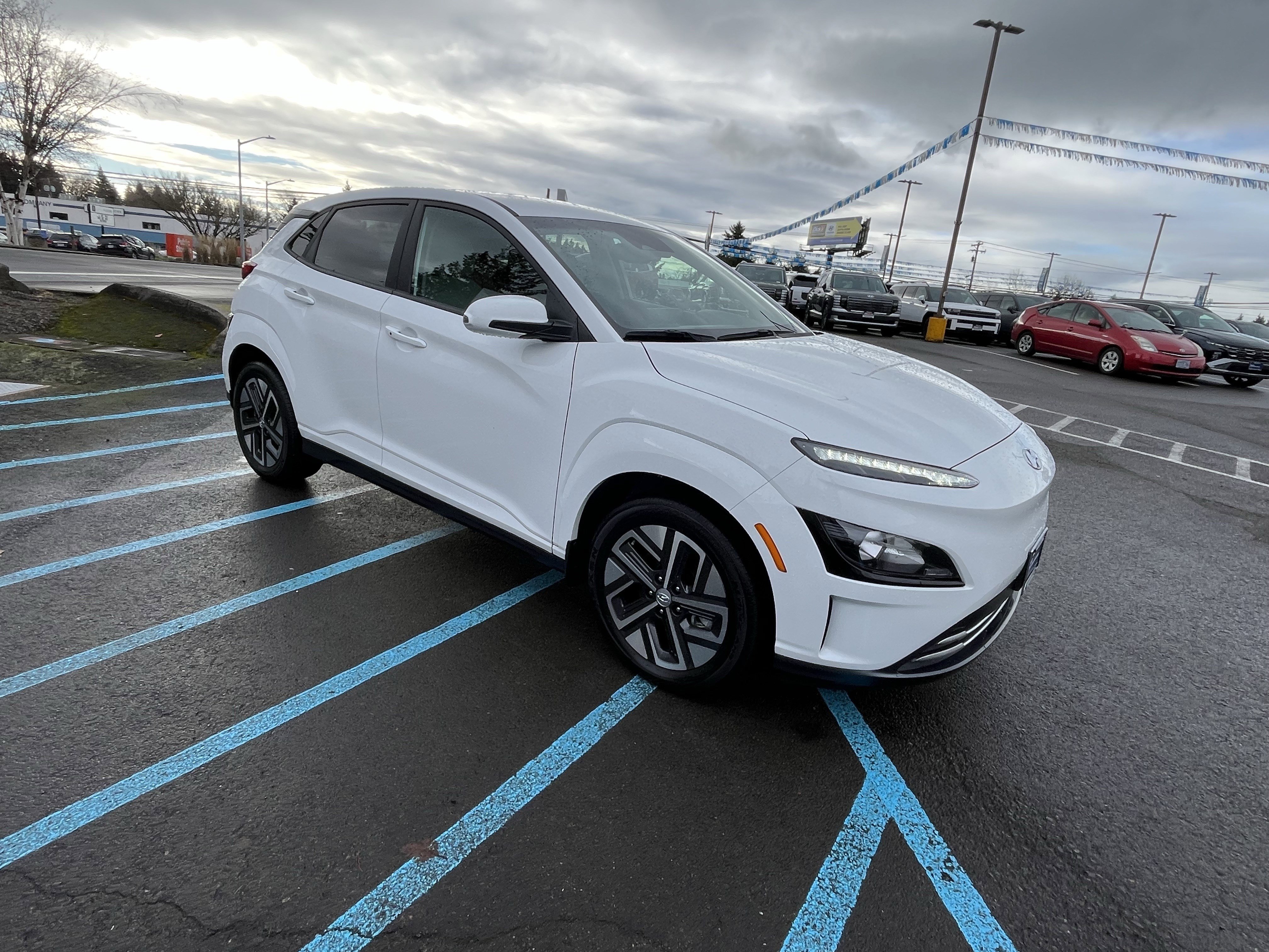Certified 2023 Hyundai Kona SE image 7