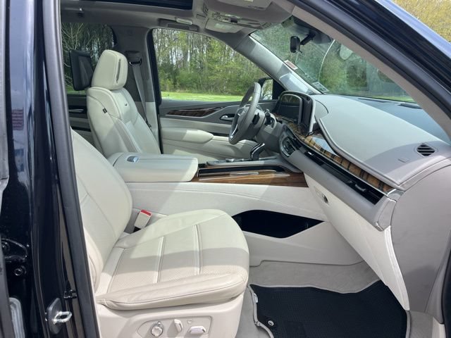 Certified 2023 Cadillac Escalade ESV Premium Luxury Platinum RWD image 44