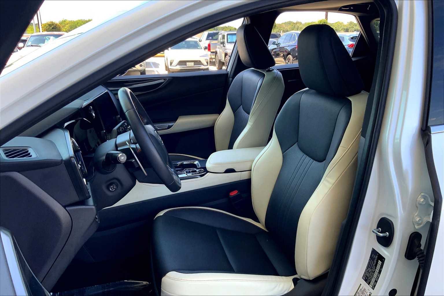 Used 2022 Lexus NX 350 AWD w/ Premium Package image 14