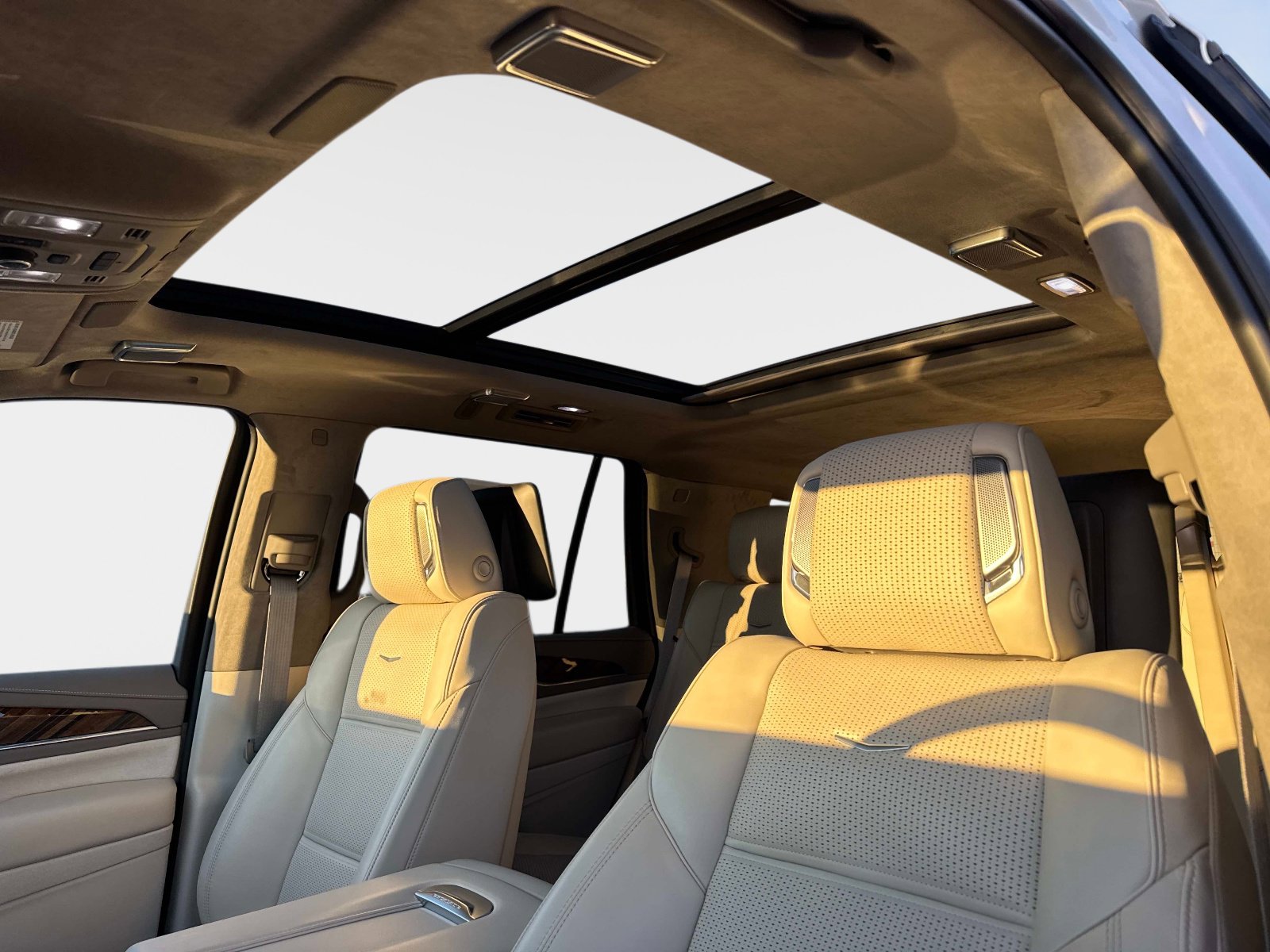 Used 2023 Cadillac Escalade Sport Platinum image 21