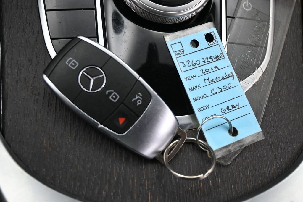 Used 2019 Mercedes-Benz C 300 Sedan image 21
