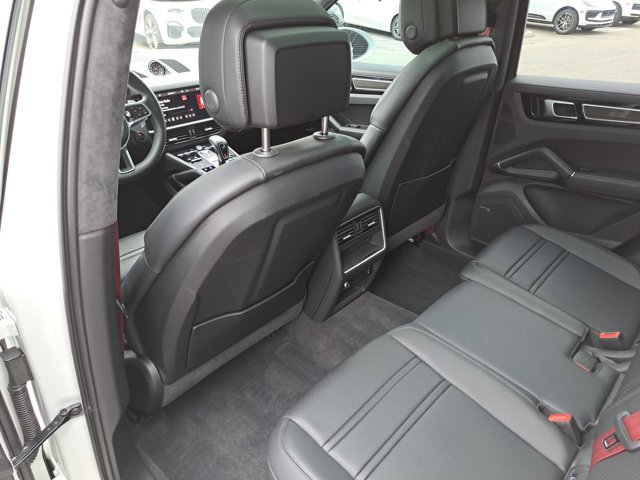 Certified 2021 Porsche Cayenne GTS image 21