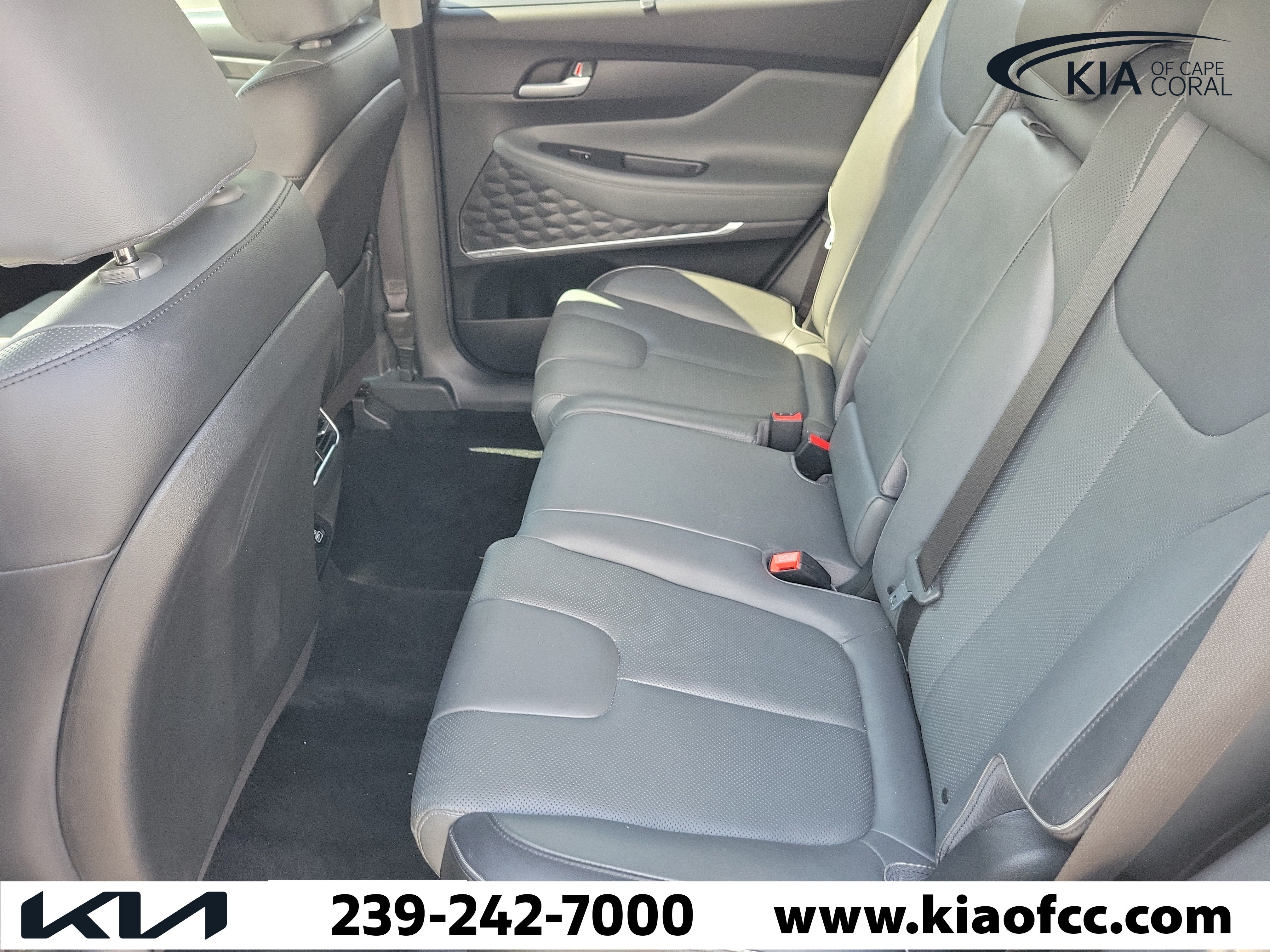 Used 2021 Hyundai Santa Fe SEL w/ Convenience + Premium Package FWD image 13