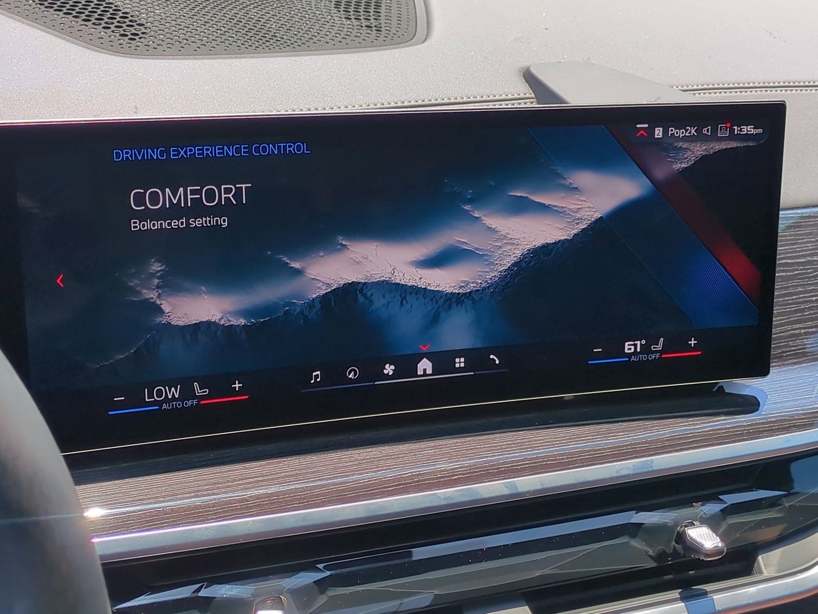Certified 2026 BMW X6 M60i AWD/4WD image 23