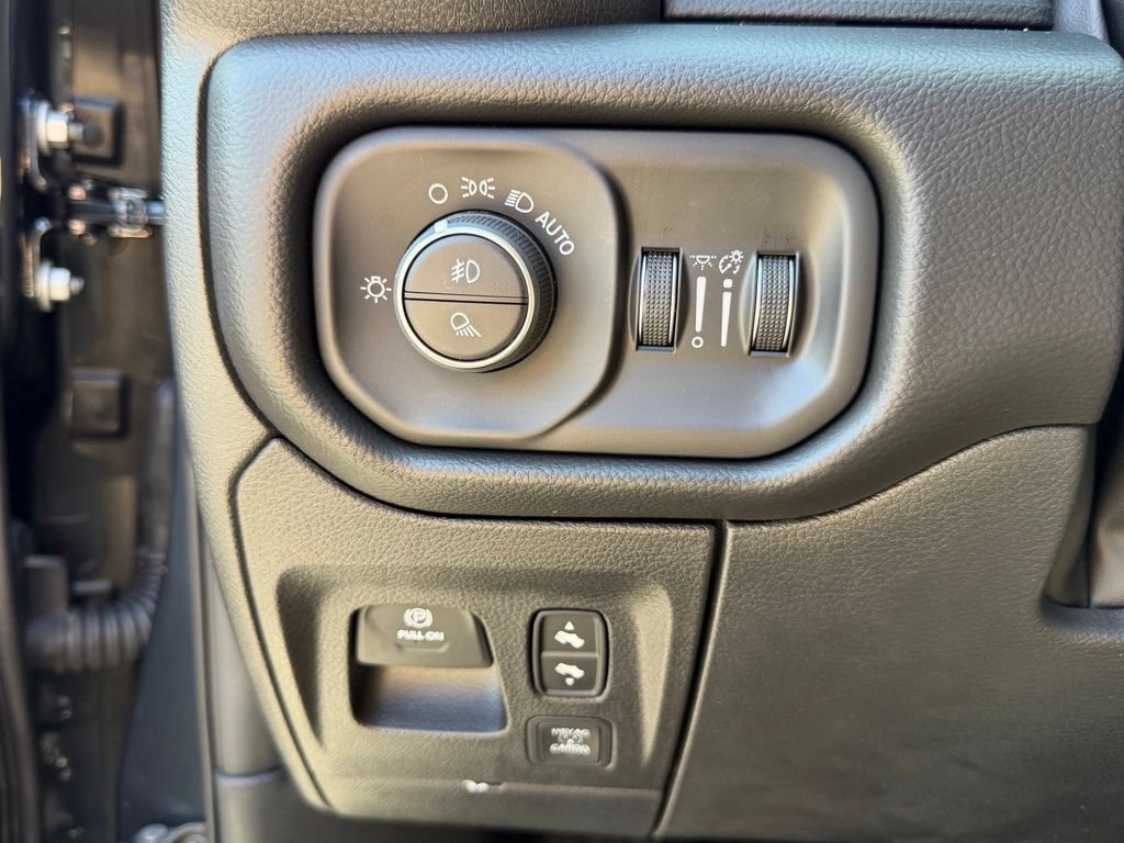 New 2026 RAM 1500 Big Horn AWD/4WD image 23