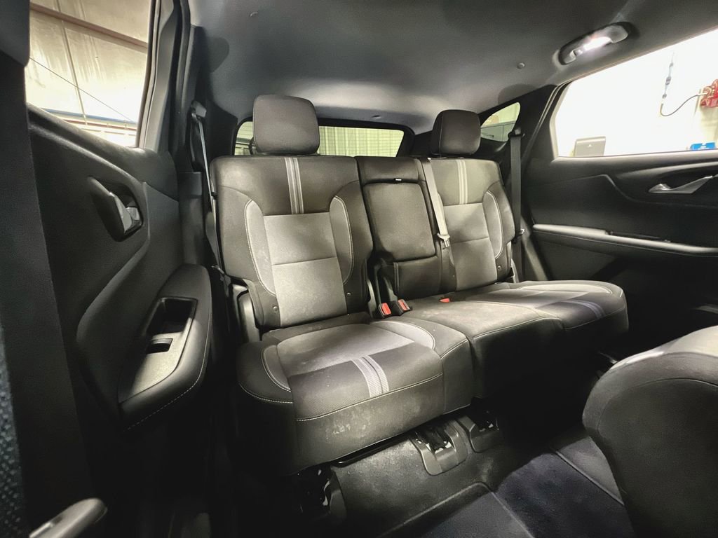 Used 2025 Chevrolet Blazer LT image 23