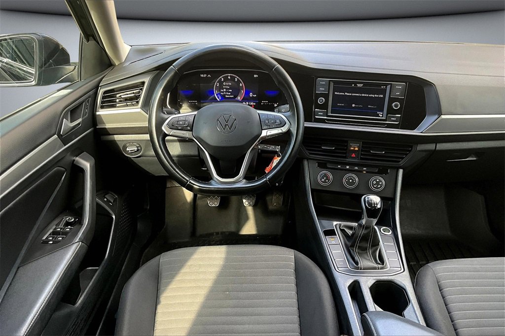Used 2023 Volkswagen Jetta S image 8