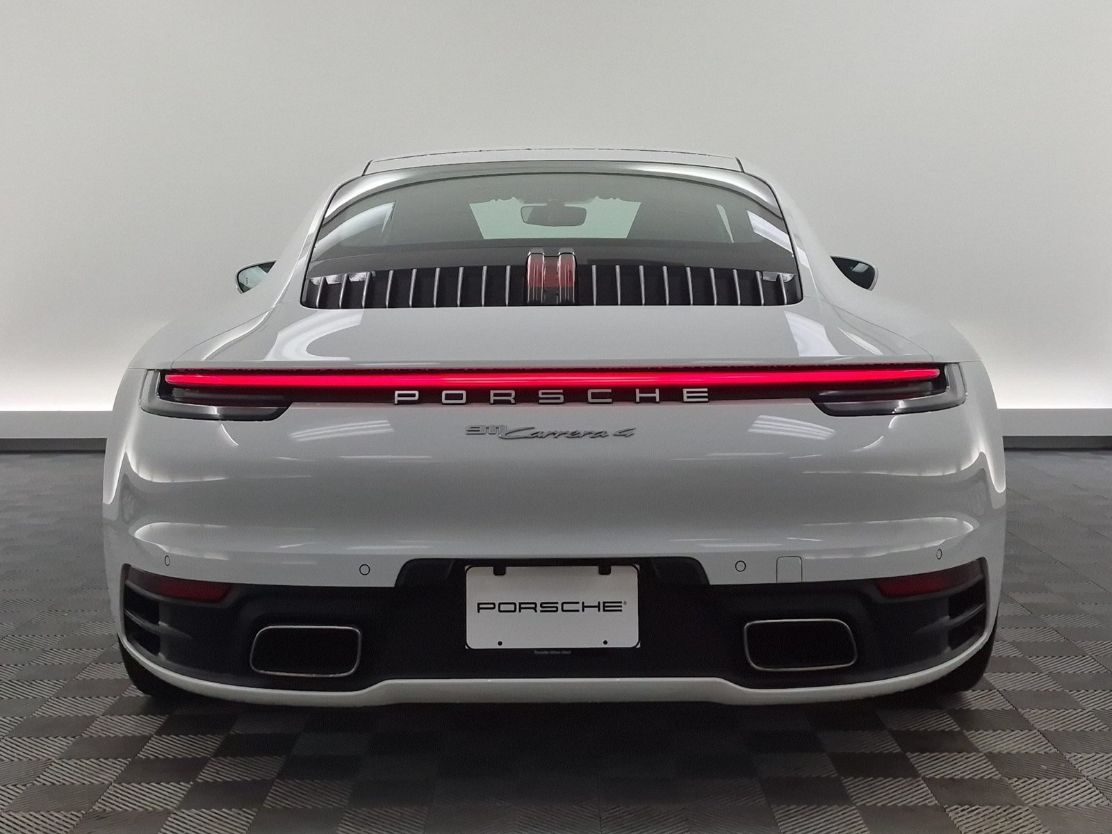 Certified 2024 Porsche 911 Carrera 4 AWD/4WD image 11