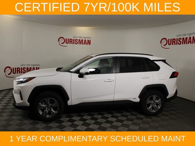 Used 2025 Toyota RAV4 XLE AWD/4WD image 4