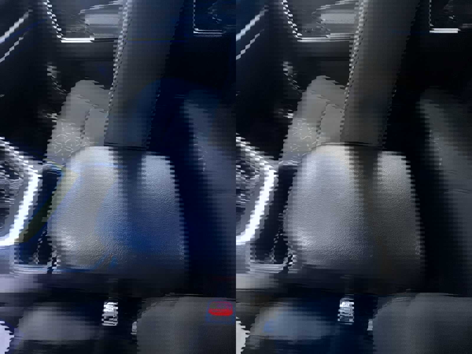 Used 2022 Toyota RAV4 XLE image 23