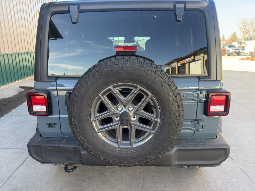 Used 2024 Jeep Wrangler Sport S AWD/4WD image 17
