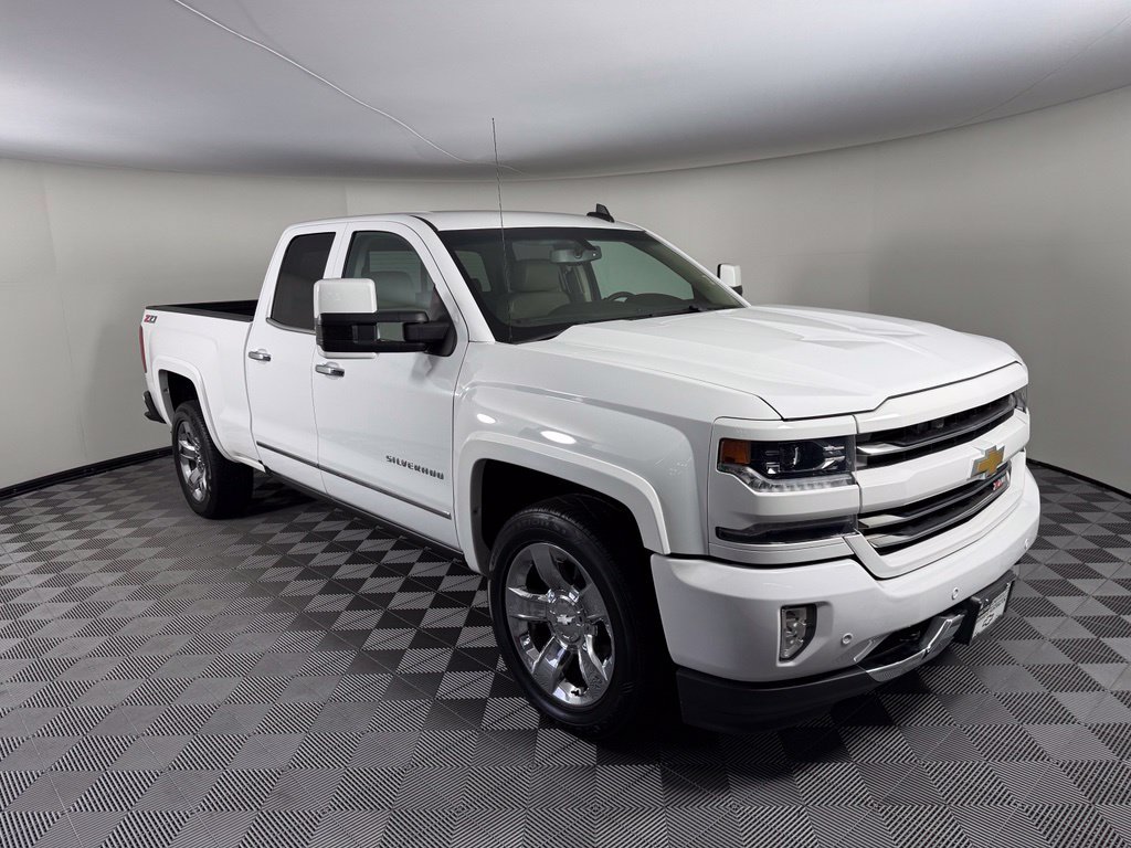 Used 2017 Chevrolet Silverado 1500 LTZ Z71 w/ LTZ Plus Package AWD/4WD image 7