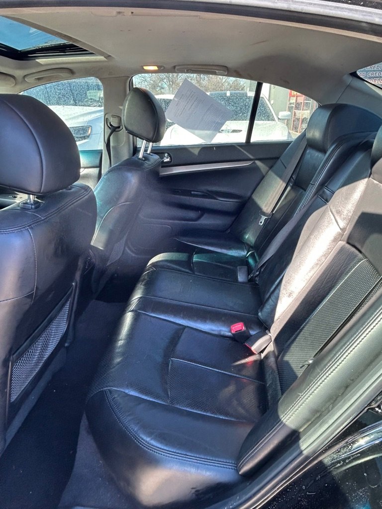 Used 2015 INFINITI Q40 AWD w/ Navigation Package image 11