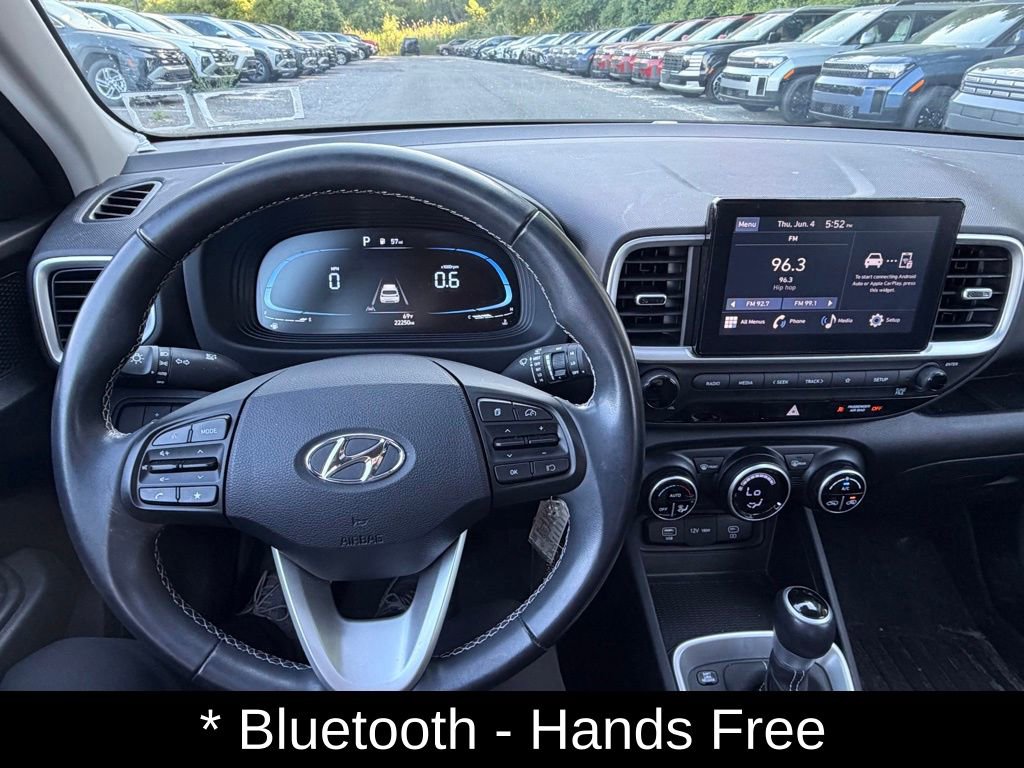 Used 2023 Hyundai Venue SEL w/ Cargo Package FWD image 13