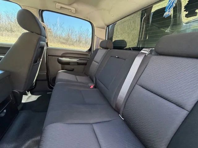 Used 2013 Chevrolet Silverado 2500 LT AWD/4WD image 11