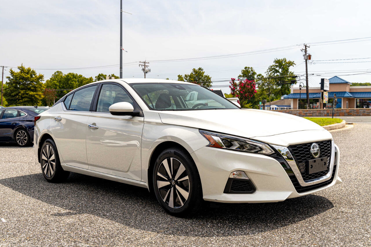 Used 2022 Nissan Altima 2.5 SV image 8