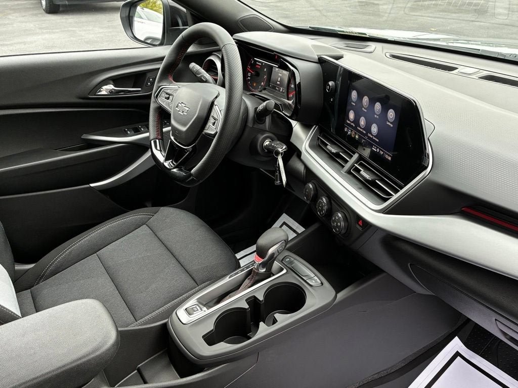 New 2026 Chevrolet Trax RS FWD image 16