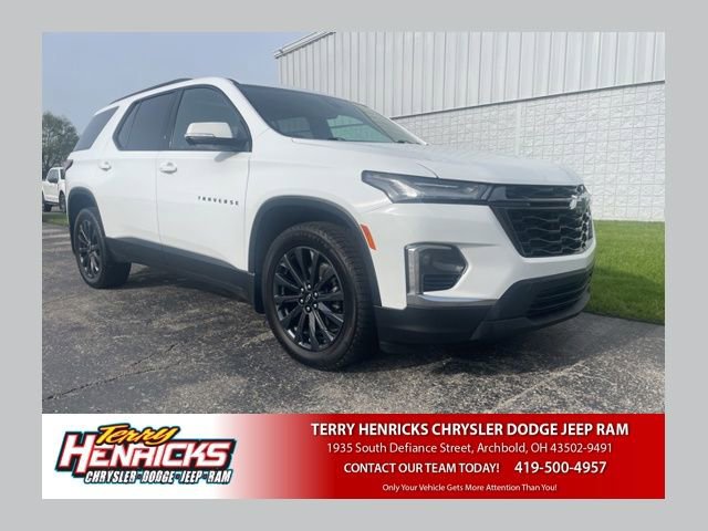 Used 2024 Chevrolet Traverse RS w/ LPO, Floor Liner Package