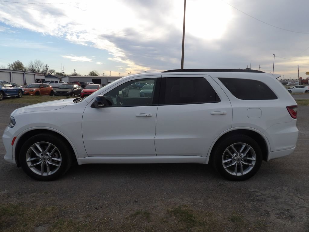 Used 2023 Dodge Durango GT image 1