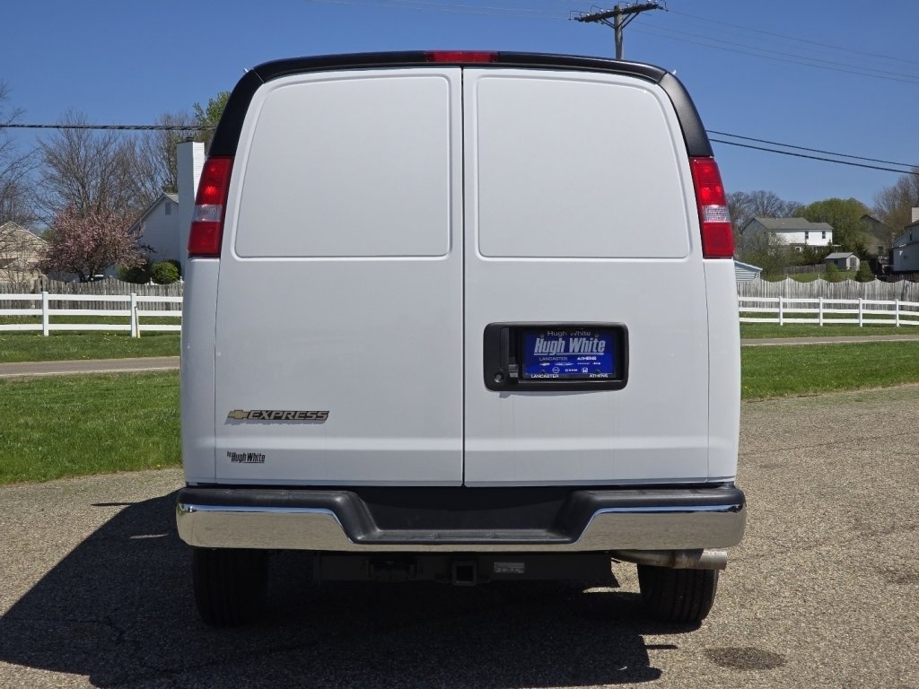 New 2026 Chevrolet Express 2500 w/ Driver Convenience Package RWD image 8