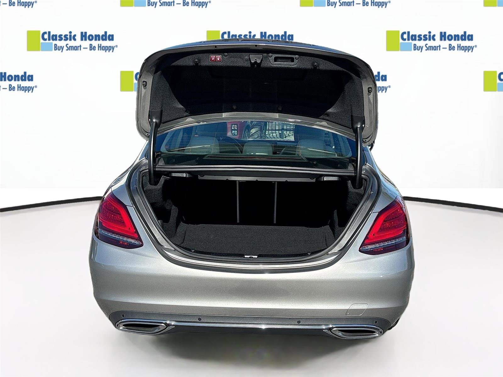 Used 2020 Mercedes-Benz C 300 Sedan image 32