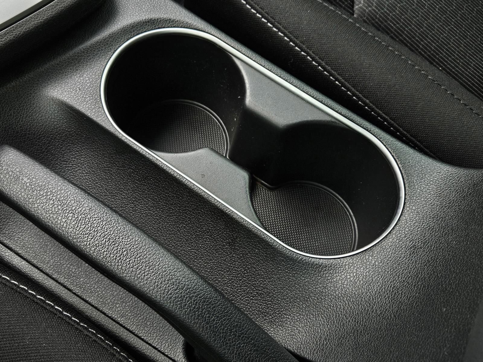 Used 2018 Hyundai Elantra Value Edition w/ Cargo Package image 26