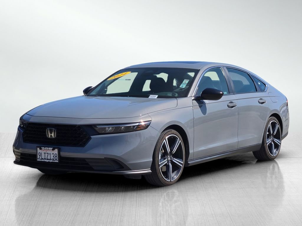 Used 2024 Honda Accord Sport image 8